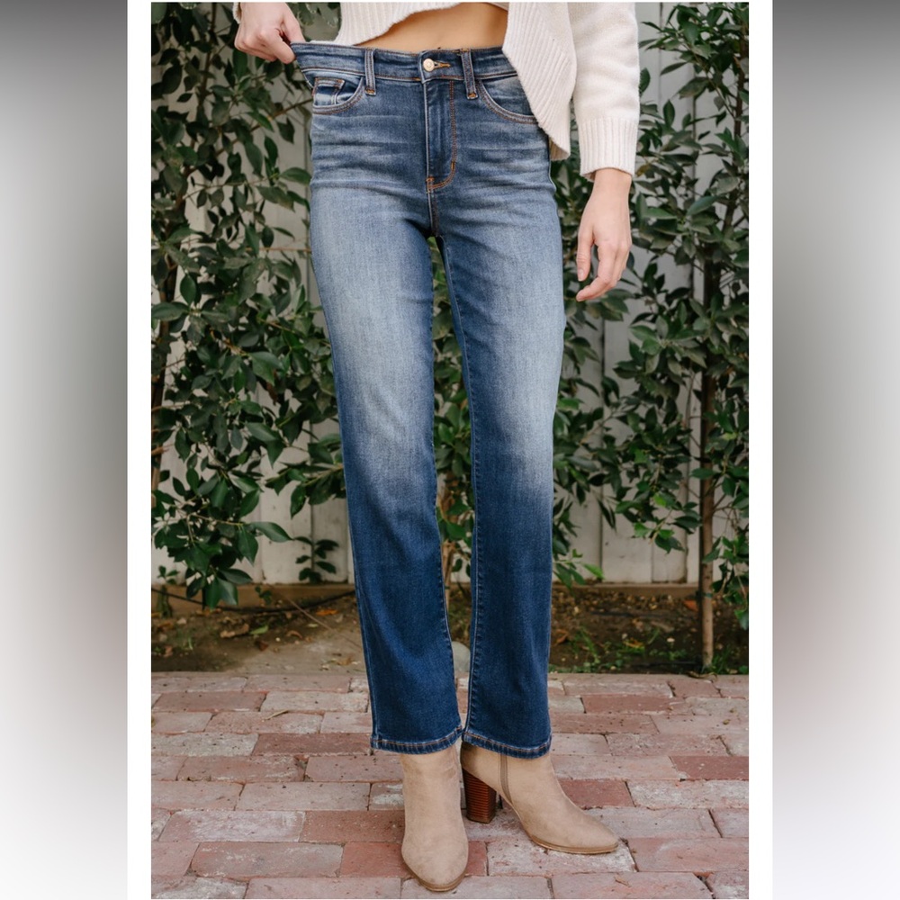 Judy Blue Straight Leg Thermal Blue Jeans
